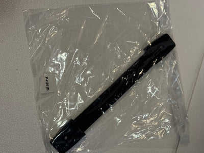 Amplifier Handle - Fender Style - Black Strap, Black Metal Caps and mounting hardware P-H261B Amplifier Handle - Fender Style - Black Strap, Black Metal Caps and mounting hardware P-H261B Amp Parts Drect Classictone Mojotone